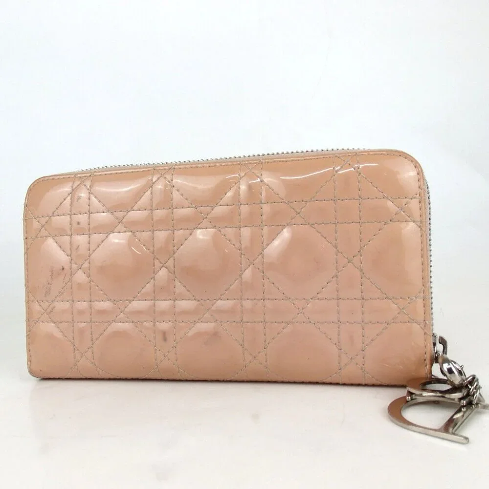 Authentic Christian Dior 25MA0114 Lady Dior Canage Stitch purse